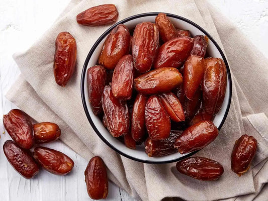 Dates: Nutrition, Alkalinity, Growing Process & Soaking Benefits Explained